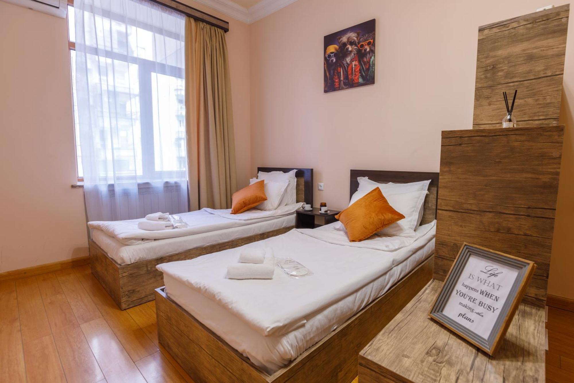 Stay Inn Apartments At Yekmalyan Street Yerevan Bagian luar foto